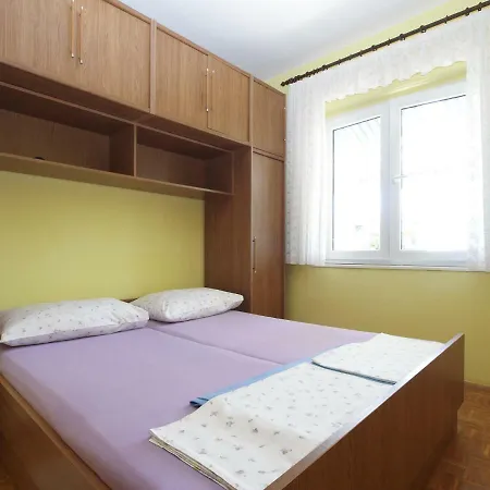 Apartamento Ivan 1911 *
