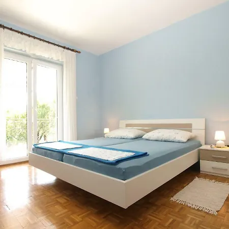 Apartamento Ivan 1911 *