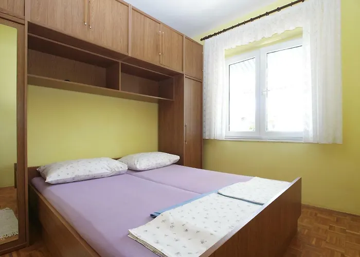Appartement Ivan 1911 *