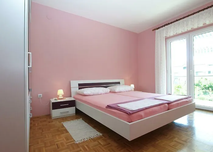 Appartement Ivan 1911 *
